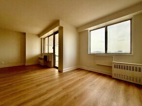 33 North Third Ave in Mount Vernon, NY - Building Photo - Building Photo