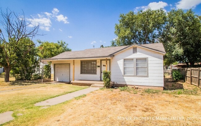 2514 40th St in Lubbock, TX - Building Photo - Building Photo