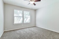 7715 Springville Dr photo'