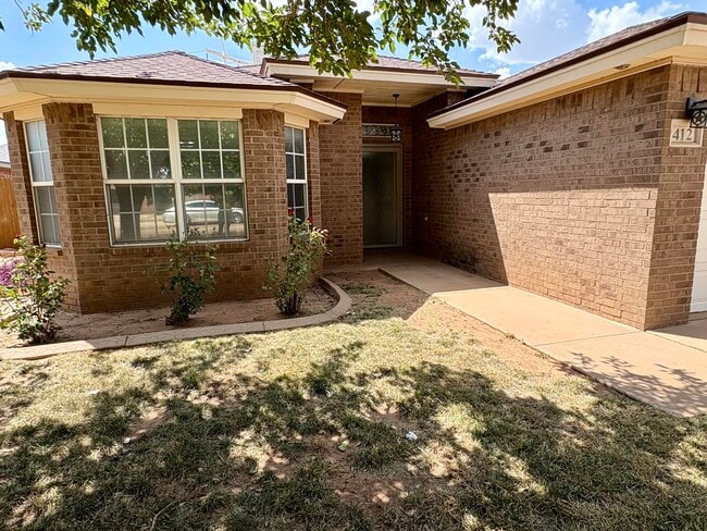412 Primrose Ave in Lubbock, TX - Building Photo - Building Photo