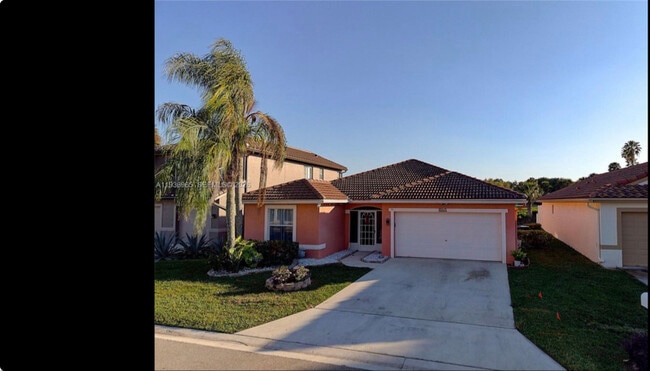 8165 Pelican Harbour Dr