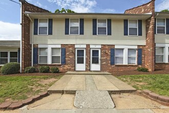 Gretna Village in Gretna, VA - Building Photo - Building Photo