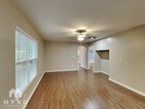 6119 Sand Key Ln in Wesley Chapel, FL - Foto de edificio - Building Photo