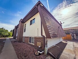 2136 Friendship Pl, Unit 4 in Colorado Springs, CO - Building Photo