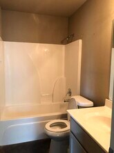 2511 Louisville Ave in Lubbock, TX - Building Photo - Building Photo