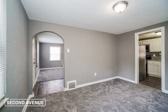 361 Long Rd in Pittsburgh, PA - Building Photo - Building Photo