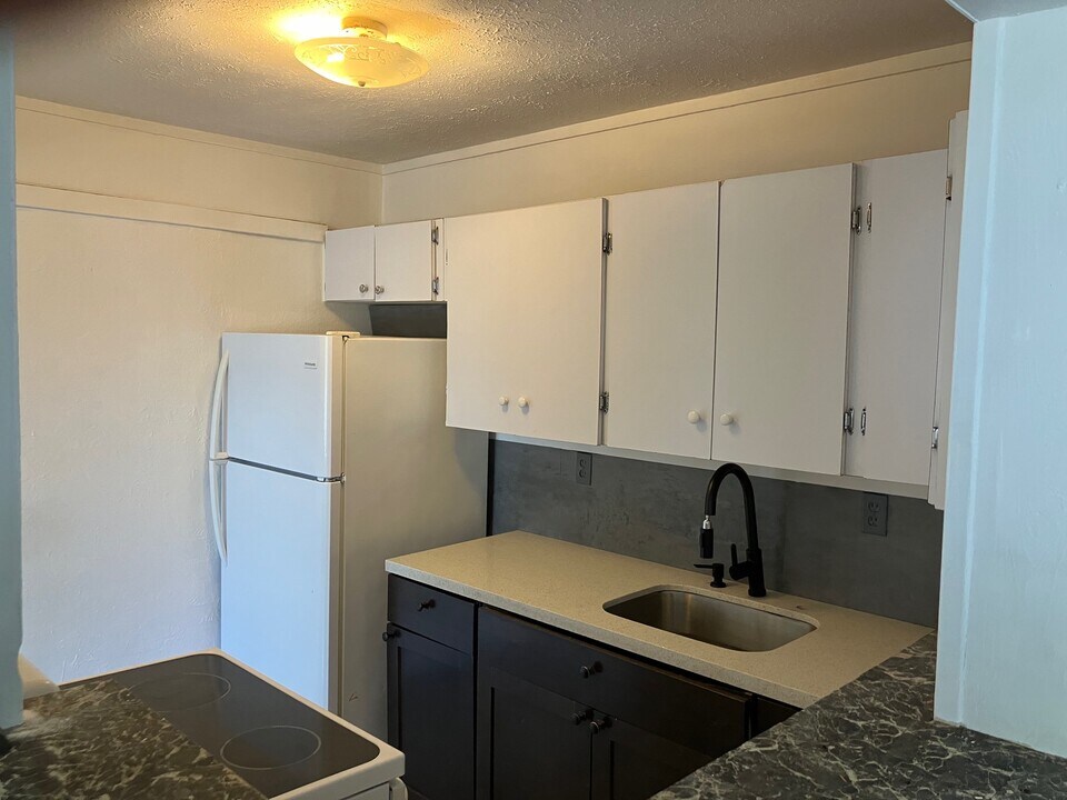 2518 McKinley St in Hollywood, FL - Building Photo