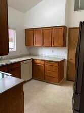 15177 SW Barcelona Way in Beaverton, OR - Building Photo - Building Photo