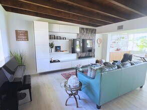 7315 Pine Tree Ln in West Palm Beach, FL - Building Photo - Building Photo