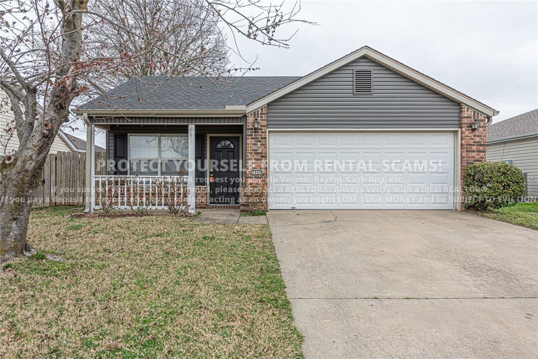 2940 Mimosa Ave in Springdale, AR - Building Photo