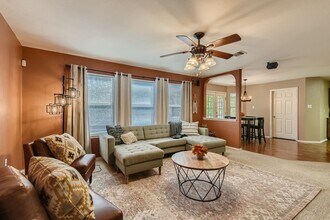 10430 Tiger Field in San Antonio, TX - Building Photo - Building Photo