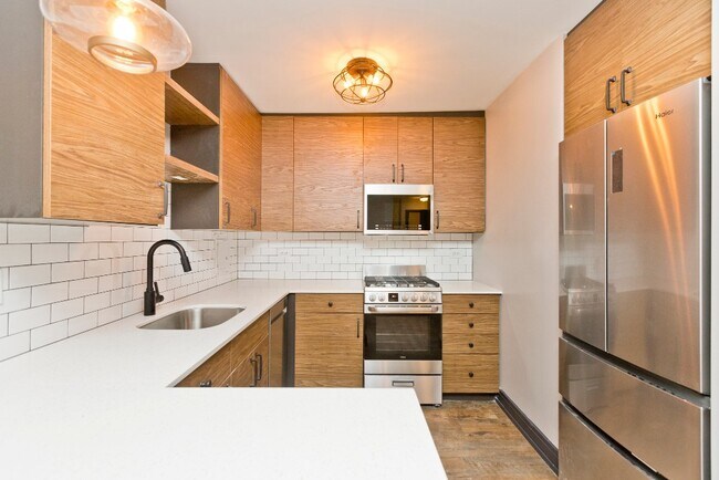 516 W Wrightwood Ave in Chicago, IL - Building Photo - Building Photo