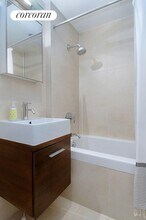 133 Water St in Brooklyn, NY - Building Photo - Building Photo