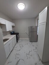 5735 W. Washington Blvd in Chicago, IL - Foto de edificio - Building Photo