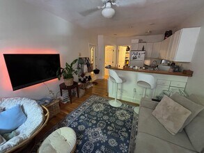 16 Irving St, Unit 1 in Boston, MA - Building Photo - Building Photo