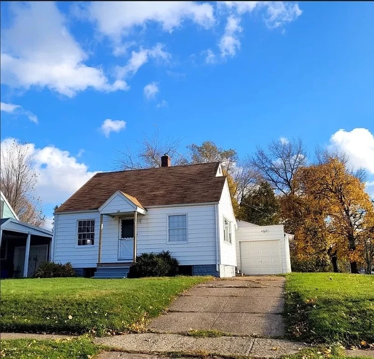 803 E 36th St in Erie, PA - Building Photo