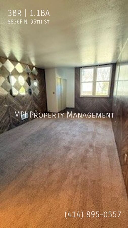 8836 N 95th St in Milwaukee, WI - Building Photo - Building Photo