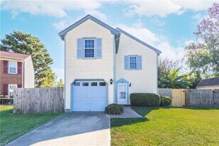 908 Vincent Ct in Virginia Beach, VA - Building Photo
