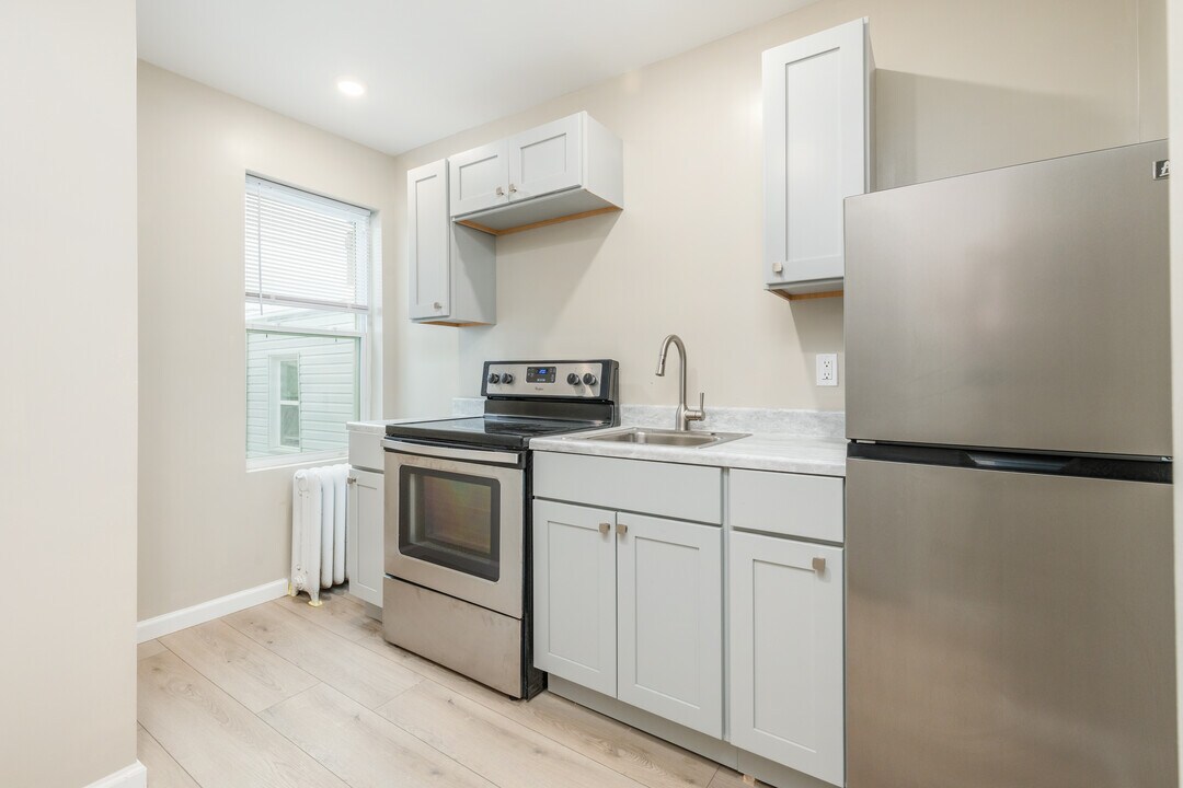 4709 Penn St, Unit 1st Floor - A1 in Philadelphia, PA - Building Photo