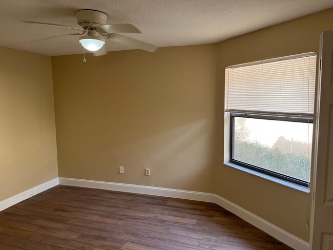 property at 618 Nighthawk Cir