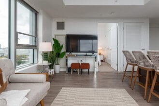 425 Massachusetts Ave in Cambridge, MA - Building Photo - Building Photo