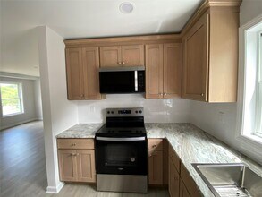 120 E Central Ave in Pearl River, NY - Building Photo - Building Photo