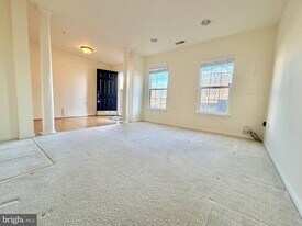 9710 Washingtonian Blvd in Gaithersburg, MD - Building Photo