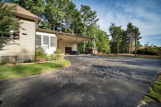2531 E Maddox Rd in Buford, GA - Building Photo - Building Photo