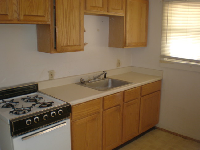 Morning Wood Apartments in Colorado Springs, CO - Building Photo - Interior Photo