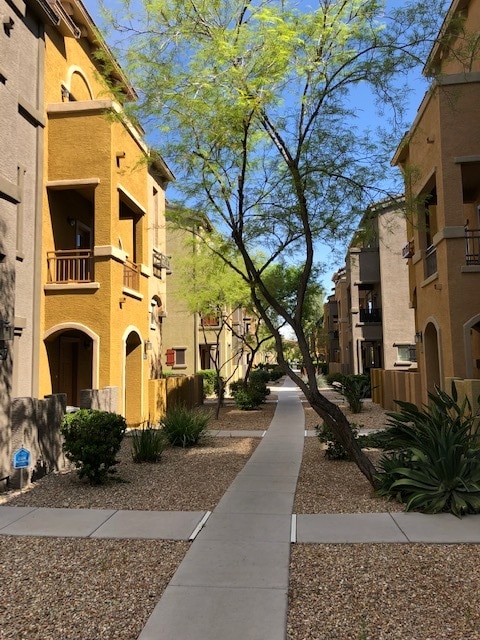 property at 2150 W Alameda Rd