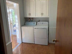 11500 Elmwood Ln in Chester, VA - Foto de edificio - Building Photo