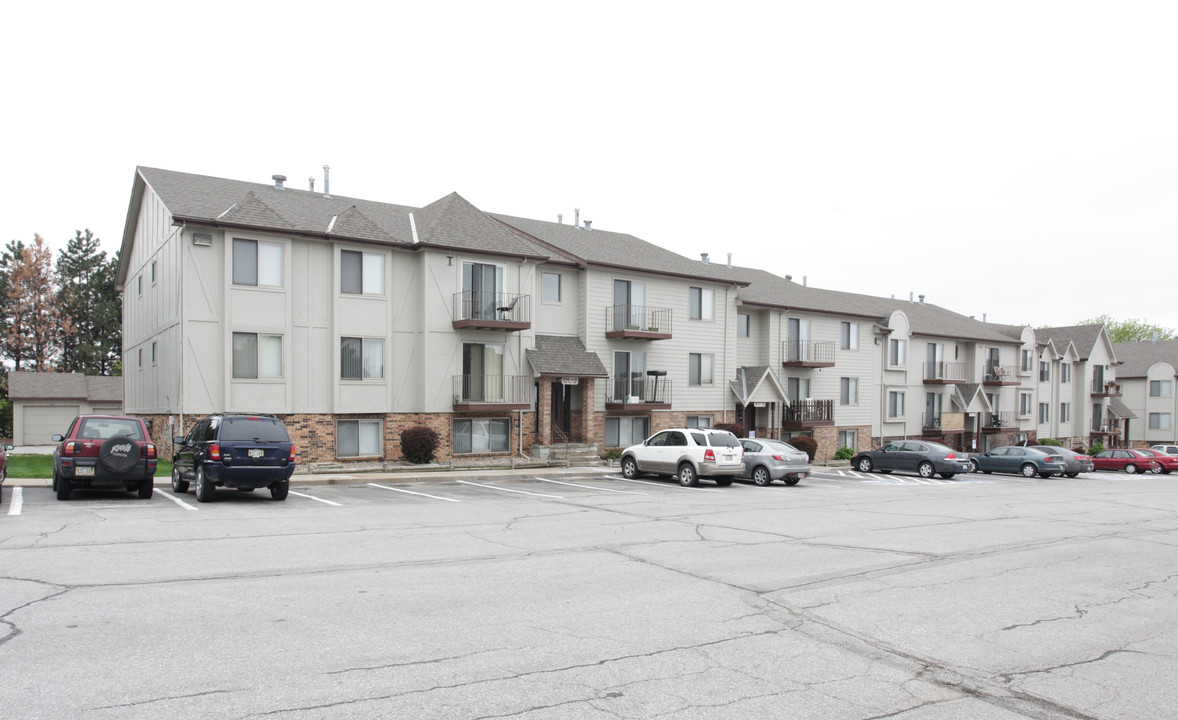 Vista Apartments in Omaha, NE - Foto de edificio