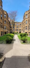 6926 S Oglesby Ave in Chicago, IL - Building Photo - Building Photo