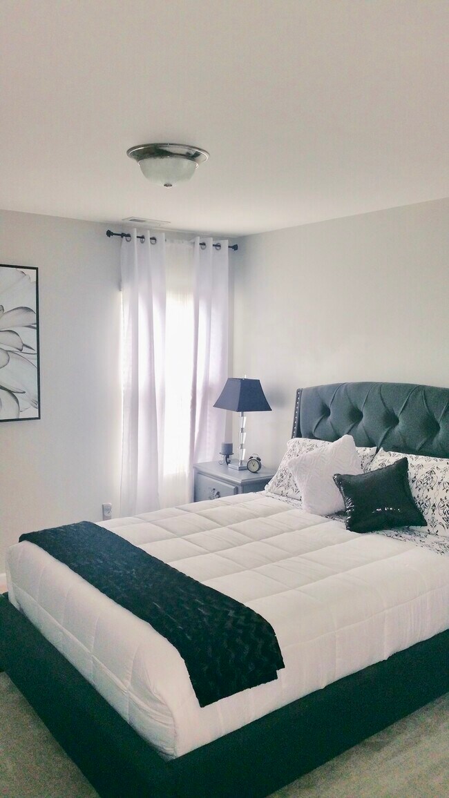 13027 Rothe House Rd in Charlotte, NC - Building Photo - Building Photo