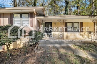 2542 Melinda Dr NE in Atlanta, GA - Building Photo - Building Photo
