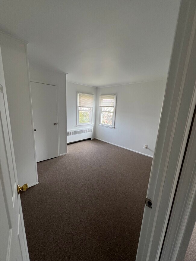173 Madison Ave in Oceanside, NY - Building Photo - Building Photo