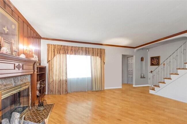 58-03 220th St in Queens, NY - Building Photo - Building Photo