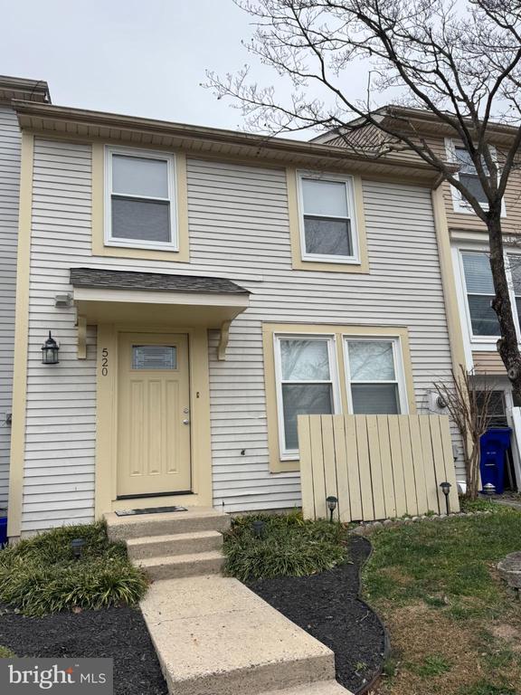 property at 520 Ellrose Ct