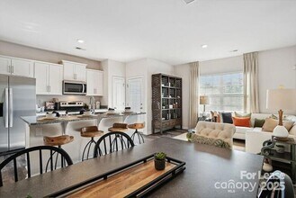 8435 Jane Dr in Lake Norman of Catawba, NC - Building Photo - Building Photo