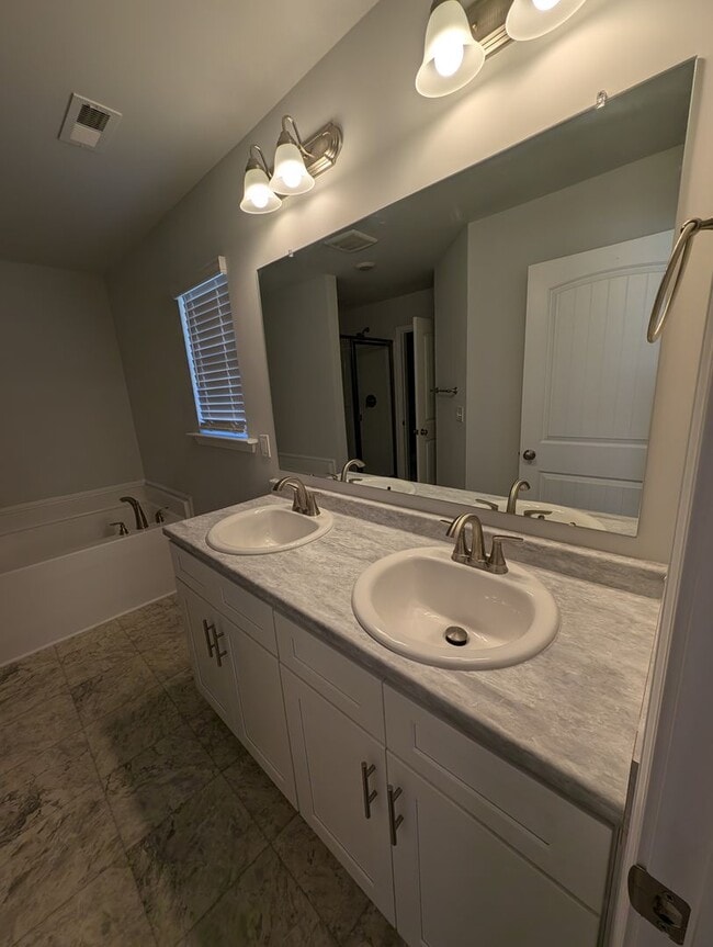 244 Abercorn Dr in Madison, AL - Building Photo - Building Photo