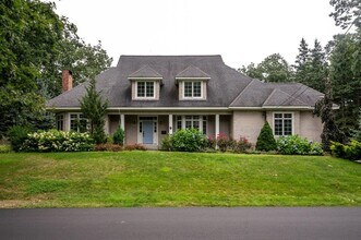 61 Norwood Farms Rd in York, ME - Building Photo - Building Photo