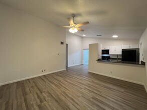 8848 Meadow Range St in San Antonio, TX - Building Photo - Building Photo