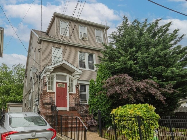 253 Goldsmith Ave in Newark, NJ - Building Photo - Building Photo