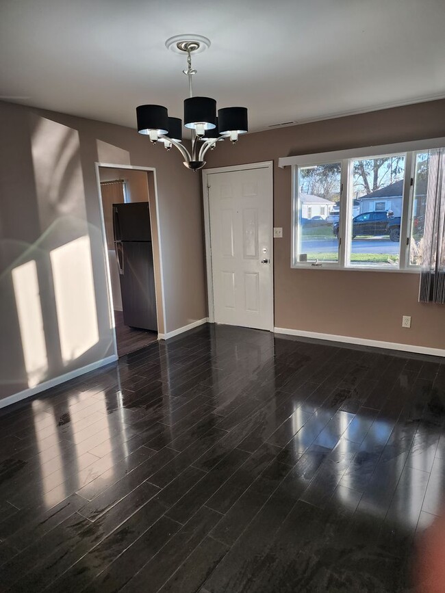 2719 Strong St in Highland, IN - Building Photo - Building Photo