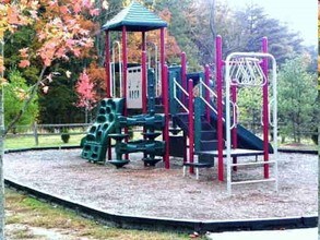 Northpoint Commons Apartments in Asheville, NC - Foto de edificio - Other
