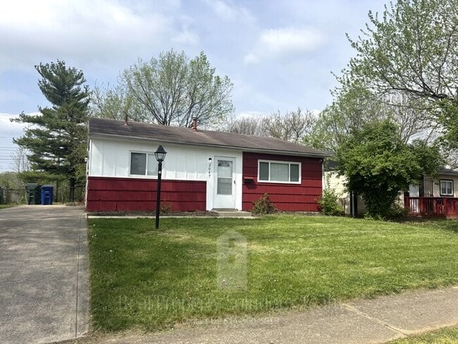 3047 Baker Hill Rd in Columbus, OH - Building Photo - Building Photo