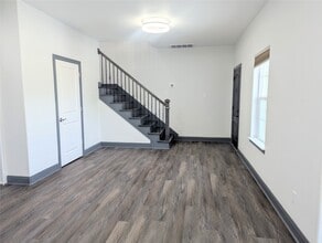 1028 Francis Dr in Pasadena, TX - Building Photo - Building Photo