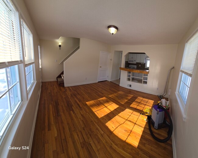 94 Cortland Cir in West Hartford, CT - Building Photo - Building Photo