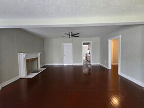 924 SW 5th Ave in Gainesville, FL - Building Photo - Building Photo