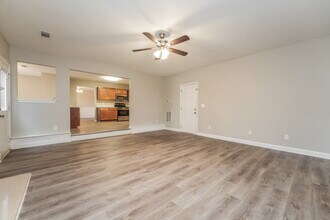 1452 Shelnut Ct in Hampton, GA - Building Photo - Building Photo